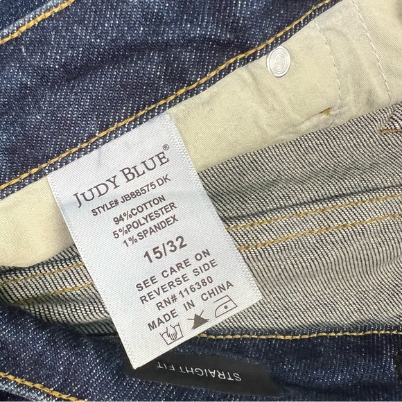 Judy Blue Blue Jeans Size 15/32 Straight Fit Dark Wash High Rise Stretch Denim - Picture 7 of 7